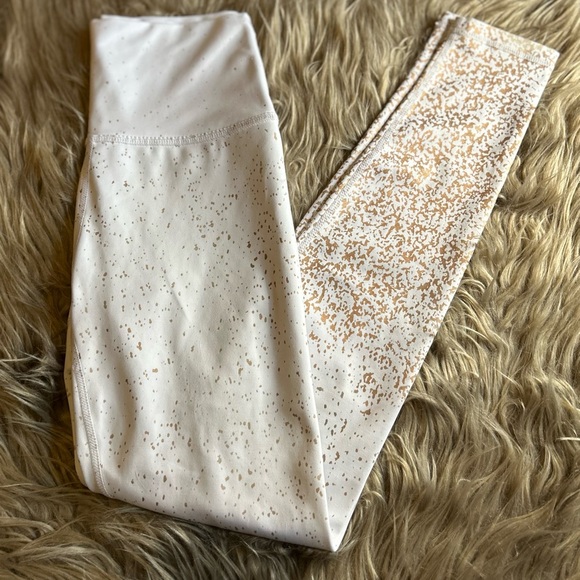 Buff Bunny White Speckled Leggings - Picture 3 of 8